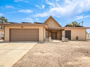5501 Club House Dr, Las Vegas, NV 89142