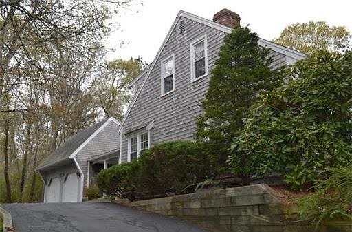 4th image of 11 Driftwood Ln