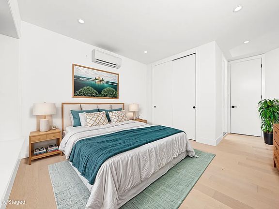 3rd image of 704 8th Ave #4B