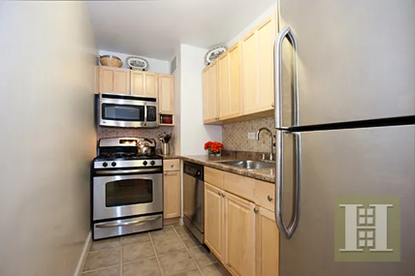 Sold by Halstead Real Estate | media 5