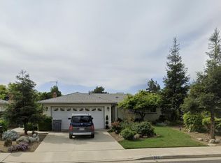 1698 Bellaire Ave, Clovis, CA 93611