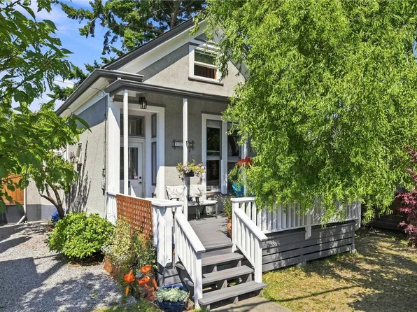 1272 Centre Rd, Victoria, BC V8T 1K3