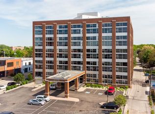 2175 Wyandotte St E #309, Windsor, ON N8Y5B9