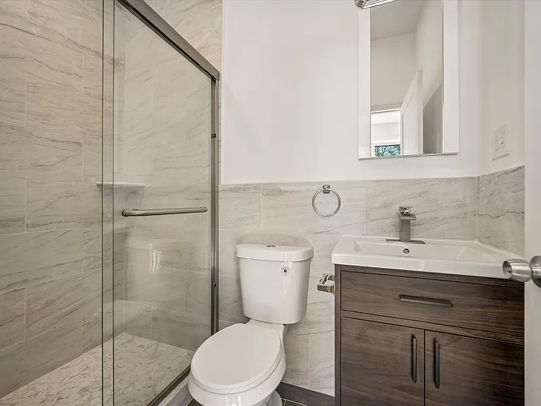 1645 N Marshall St #3 — Photo 9