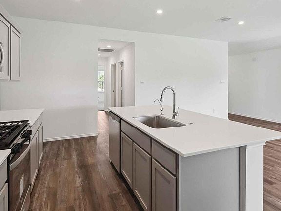 4th image of 16506 Pinecone Grove Ln