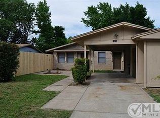1410 La Fonda Dr, Seagoville, TX 75159