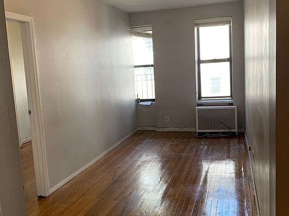 4th image of 234 E 52nd St APT 3D