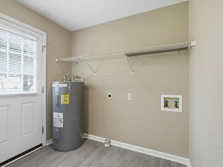 26990 Elkins Rd #K — Photo 11