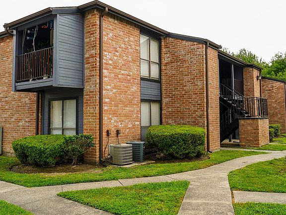2nd image of 13100 Stonefield Dr #2102