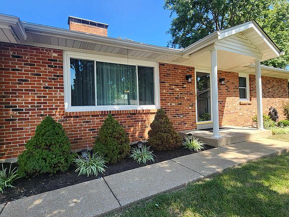 4th image of 4453 Cloverbrook Dr