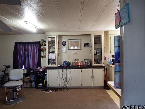 3rd image of 261 E Bluewater Dr