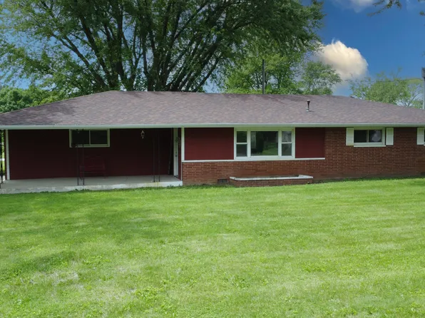 1978 Fleming St, Watseka, IL 60970