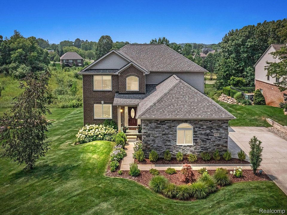 1st image of 9645 Westwood Cir