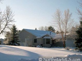 11514 Lakeside Ct, Champlin, MN 55316