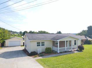 701 Pisgah Rd, Princeton, WV 24739
