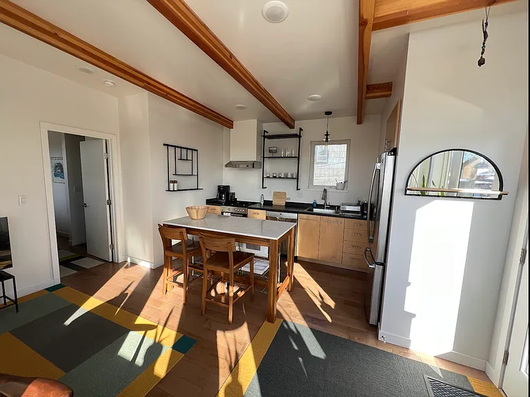 1019 N St — Photo 21