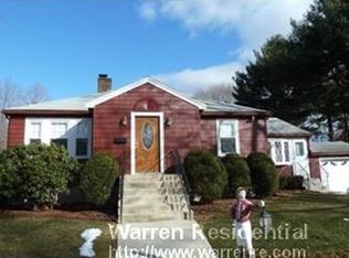 11 Roberts Rd, Waltham, MA 02453