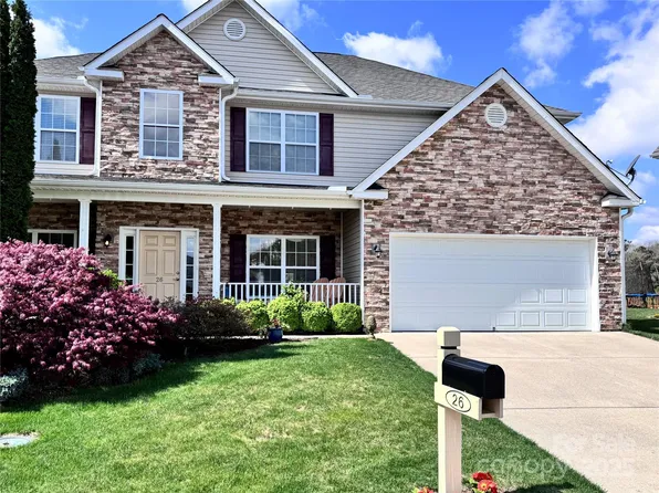 26 Trey Bourne Dr, Asheville, NC 28804