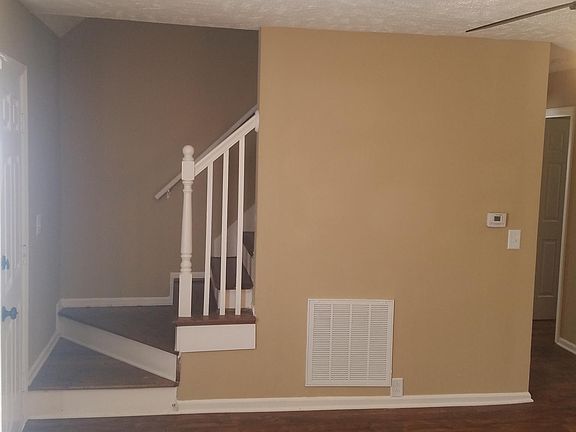 5th image of 3263 Lakeford Dr
