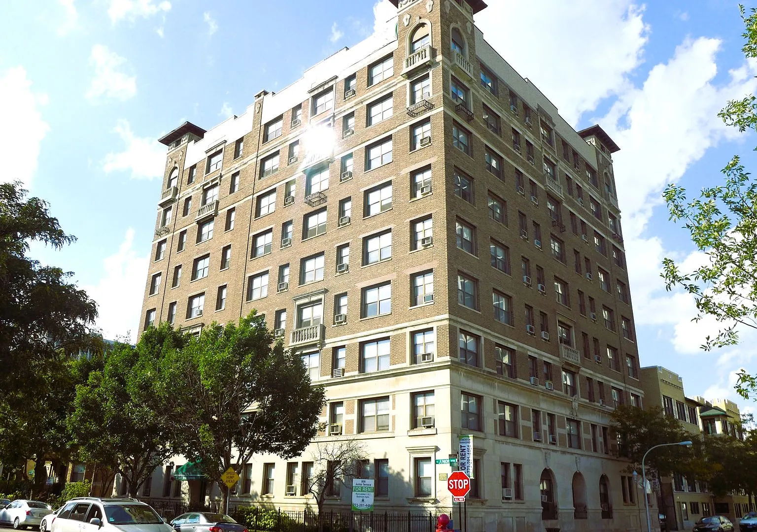 808-12 W Junior Terrace — Photo 1
