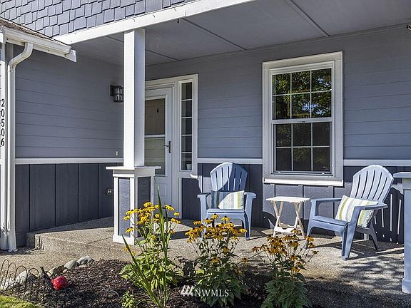 3rd image of 20506 5th Avenue Ct E