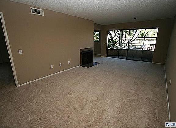 4th image of 550 Orange Ave Unit 205