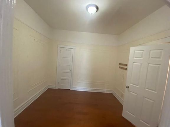 4th image of 6706 Myrtle Ave