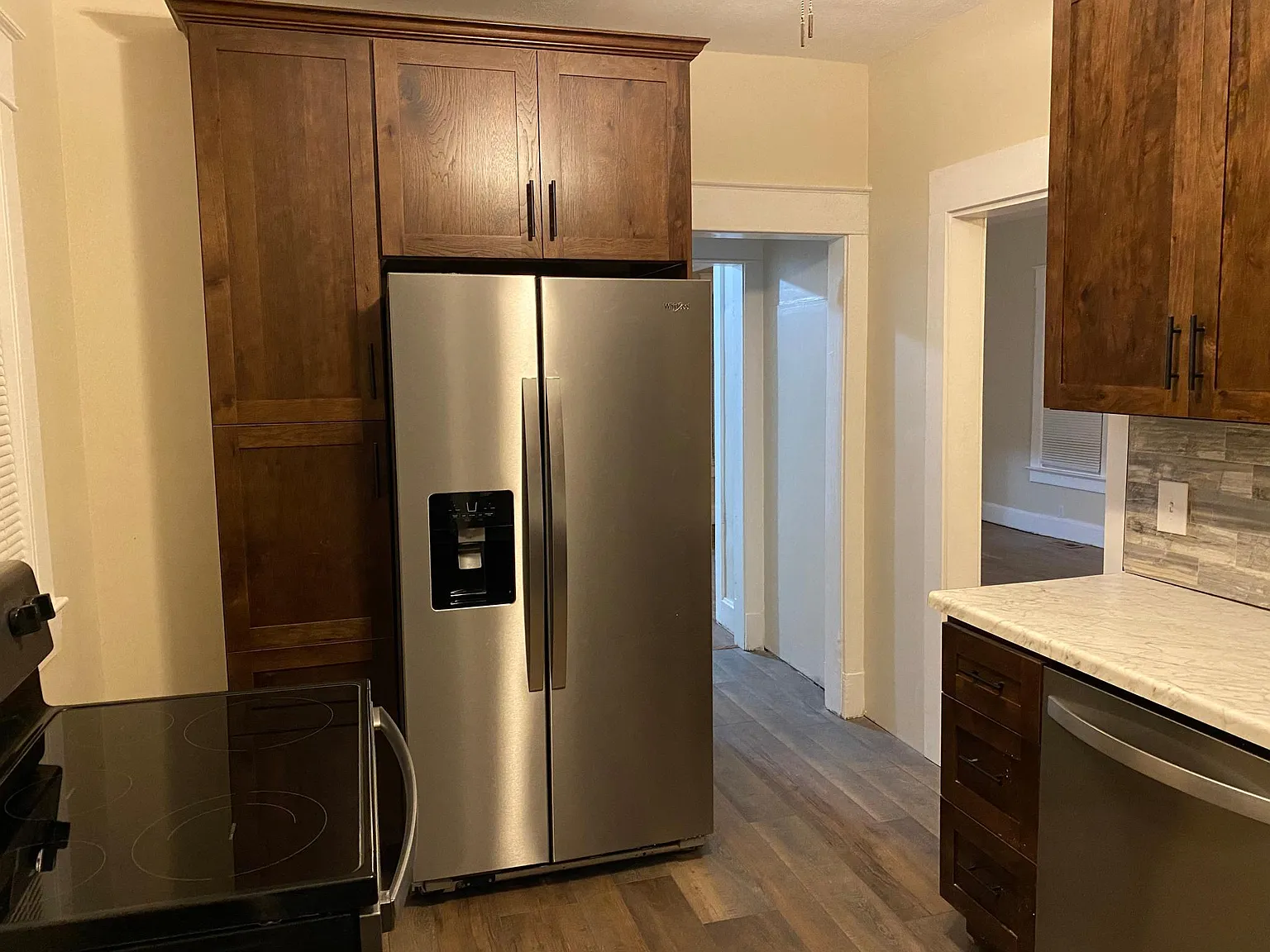 3 bed, 1.5 bath, $2,150 — Photo 4