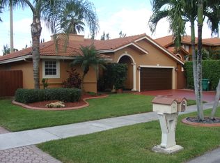 15751 SW 42nd Ter, Miami, FL 33185