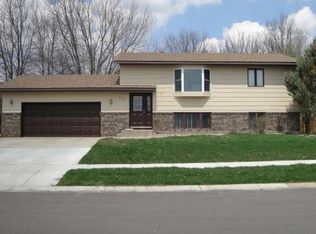 220 Joan Ln, Eagle Lake, MN 56024