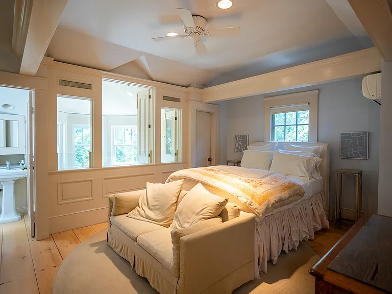 4 Cozzens Ln — Photo 20