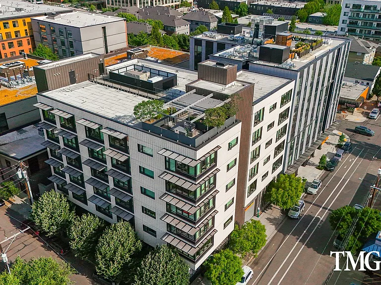 Muse Apartments — Photo 3