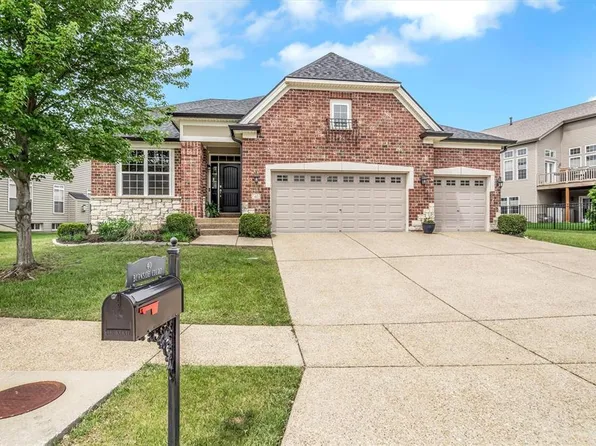 40 Burnside Ct, Saint Charles, MO 63303