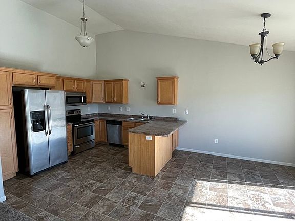 3rd image of 70-91 Mulberry Loop NE #51