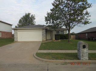 1421 Mill Branch Dr, Garland, TX
