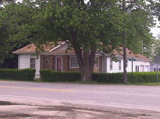 816 N Market St, Monon, IN 47959