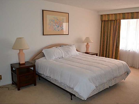5th image of 5225 Collins Ave APT 1119