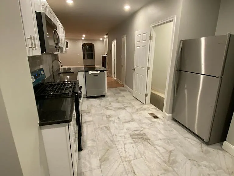 5749 Leonard St — Photo 4