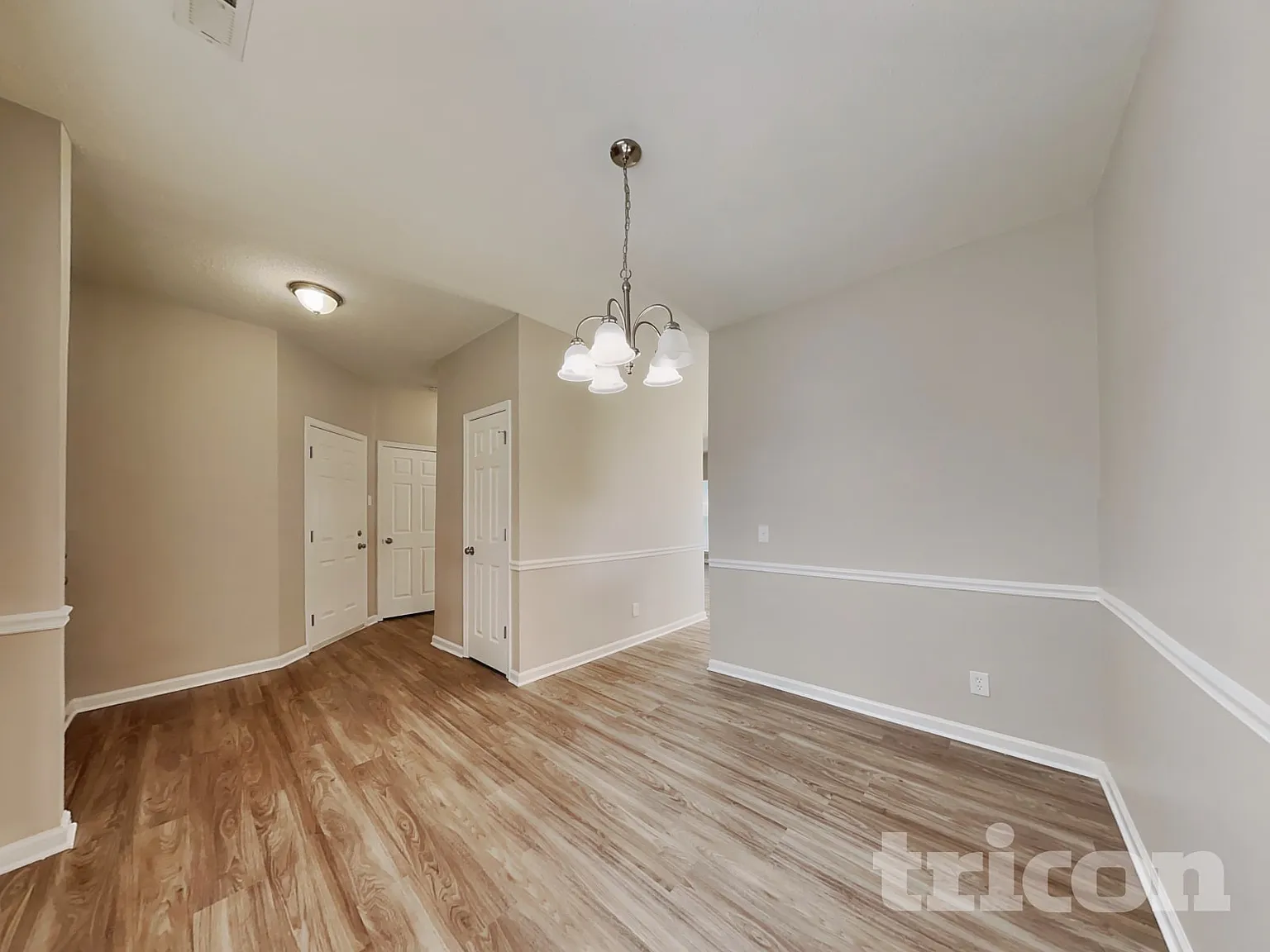 4616 Village Square Court Greensboro NC — Photo 4