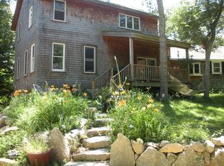 22 Oyster Pond Rd, Falmouth, MA 02540