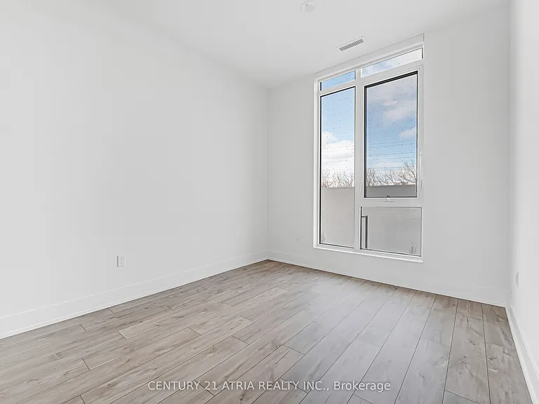858 Dupont St #207 — Photo 25