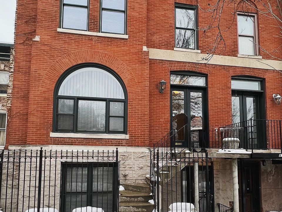 Building exterior - garden unit of 3 units