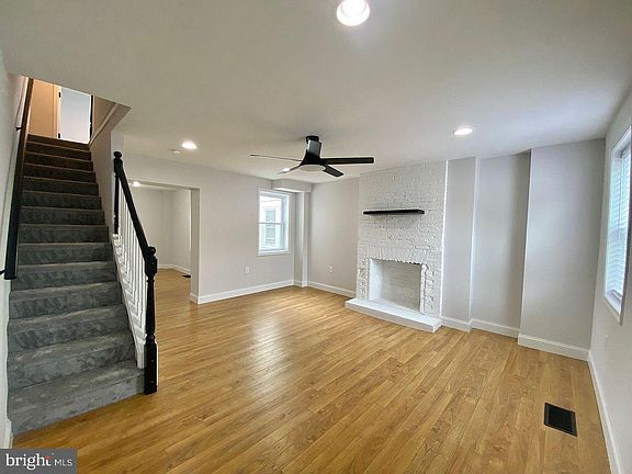 4th image of 120 W 3rd St