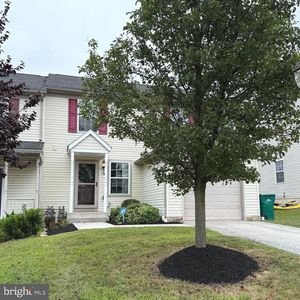 14 Galaxy Dr, Hanover, PA, 17331