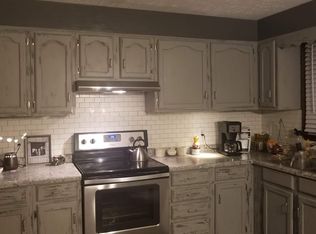 782 Kingwood Dr NE, Bolivar, OH 44612