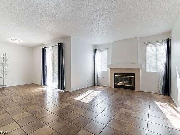 4th image of 701 Wheat Ridge Ln Unit 101