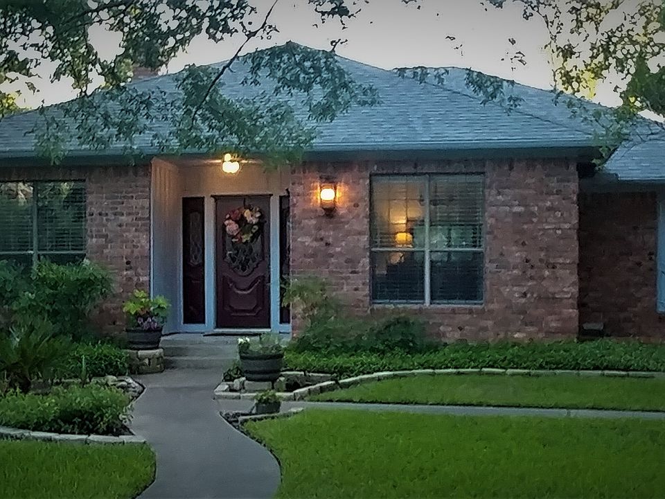 1st image of 6410 Windwood Dr