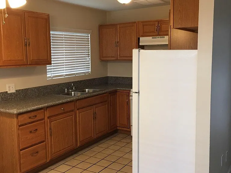 8706 Hurlbut St — Photo 14