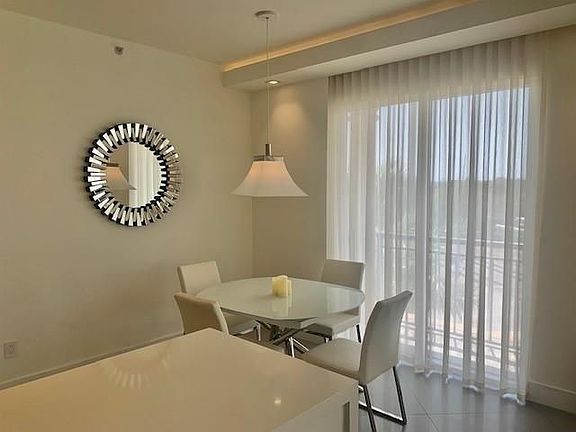 5th image of 2631 14th Ave APT 310