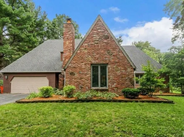 1193 N Saddlebrook Ct, Monticello, IN 47960